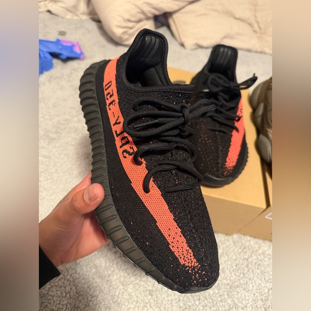 Yeezy 350 Boost V2